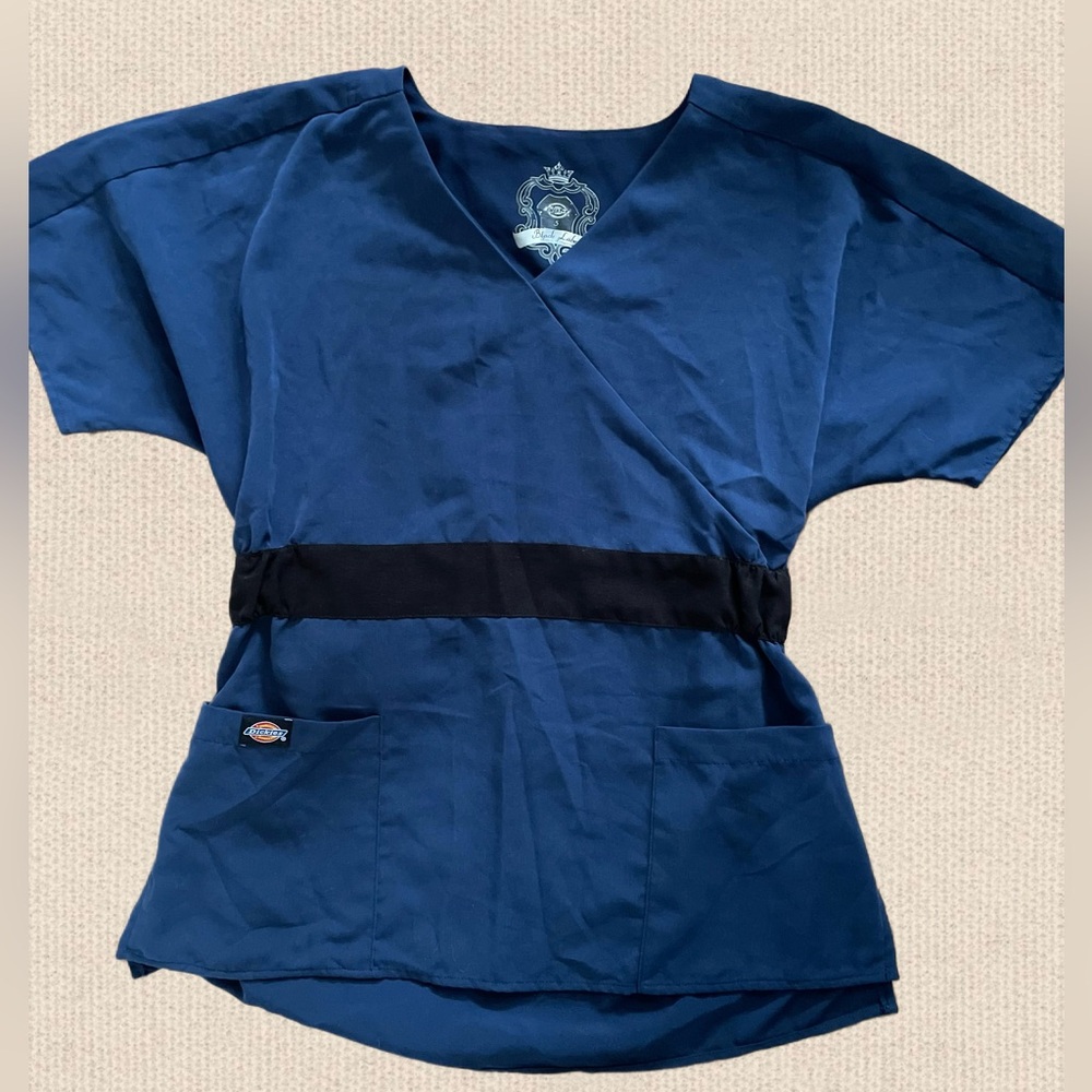 Vintage Dickies Women's Navy Wrap Top